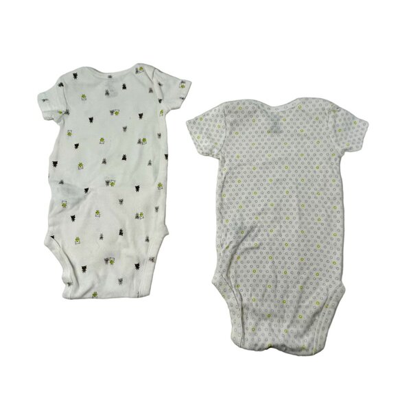 Baby Boy's - 4 Body Suits in White with Designs in Greens and Greys - Size 3 M - Picture 5 of 6